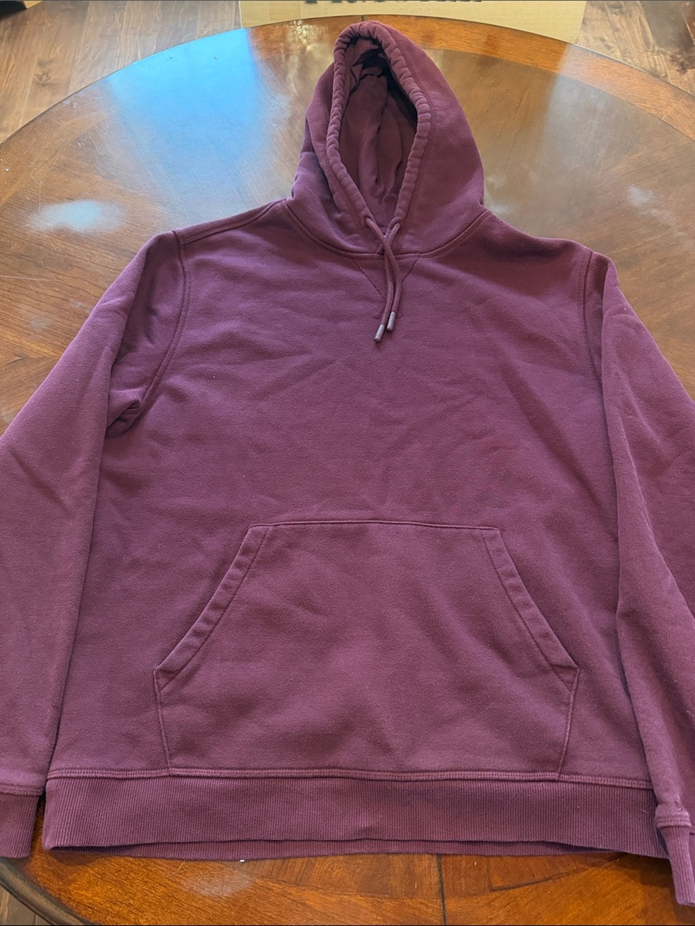Women’s Pullover Hoodie - Burgundy